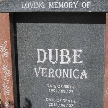 DUBE Veronica 1952-2016