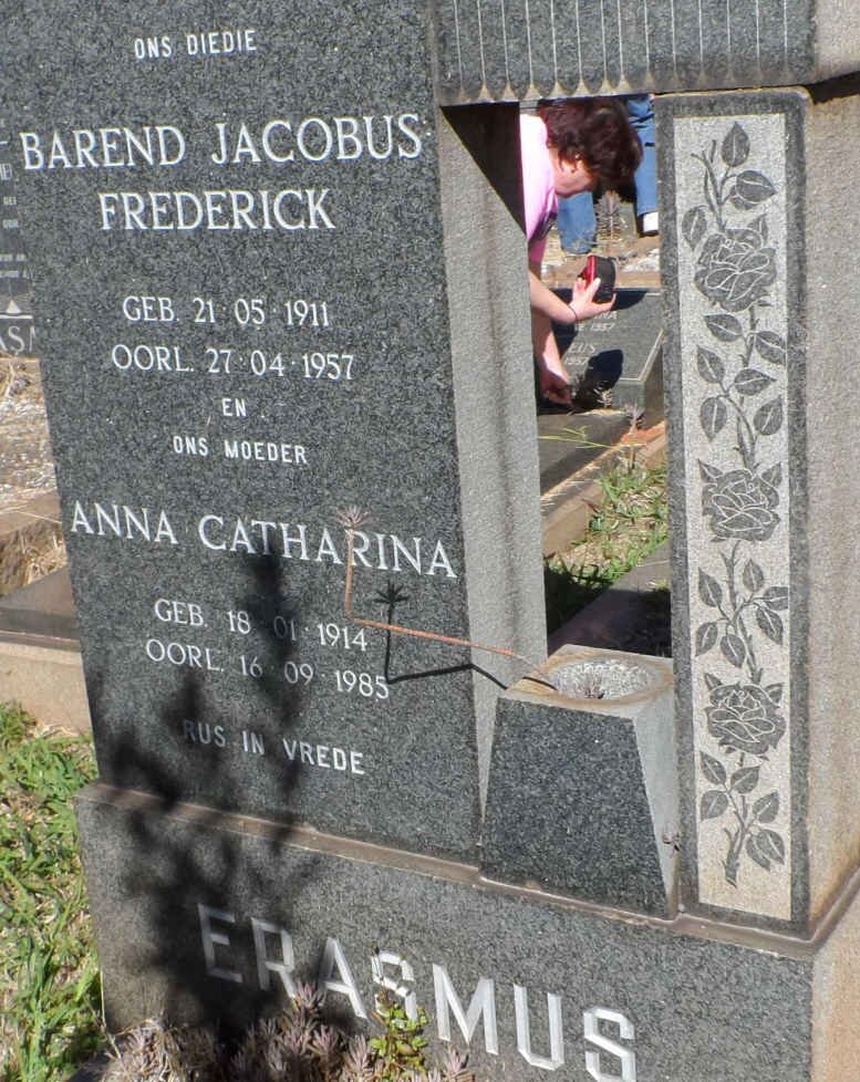ERASMUS Barend Jacobus Frederick 1911-1957 &amp; Anna Catharina 1914-1985