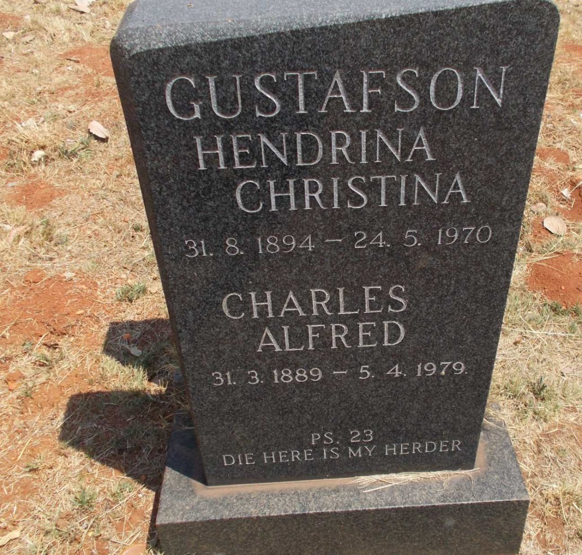 GUSTAFSON Charles Alfred 1889-1979 &amp; Hendrina Christina 1894-1970