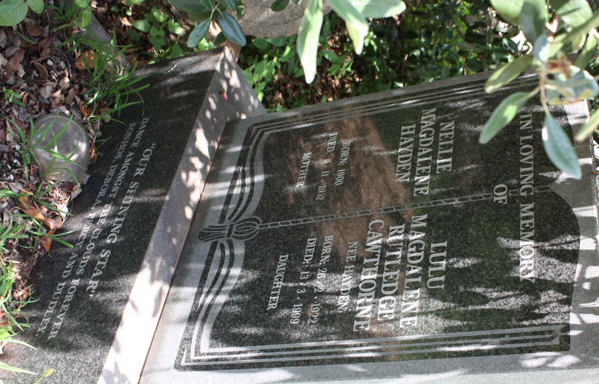 HAYDEN Nellie Magdalene 1900-1952 :: CAWTHORNE Lulu Magdalene Rutledge nee HAYDEN 1922-1999