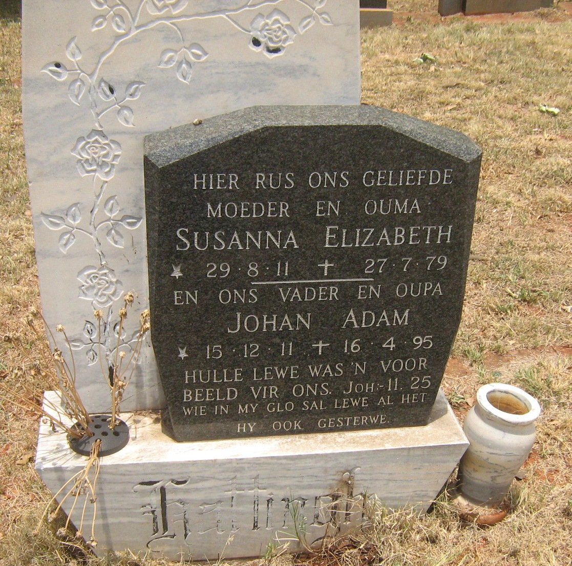 HATTINGH Johan Adam 1911-1995 &amp; Susanna Elizabeth 1911-1979