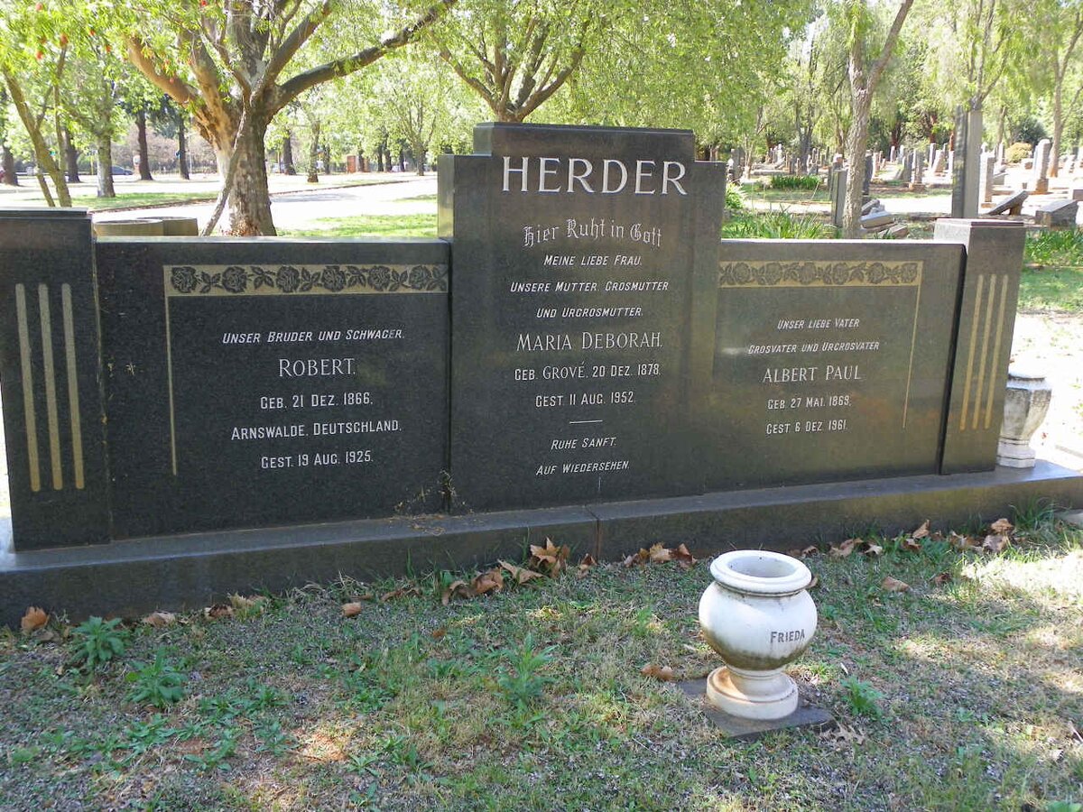 HERDER Robert 1866-1925 :: HERDER Maria Deborah nee GROVE 1878-1952 :: HERDER Albert Paul 1869-1961
