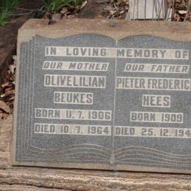 HEES Pieter Frederick 1909-1947 &amp; Olive Lilian BEUKES 1906-1964