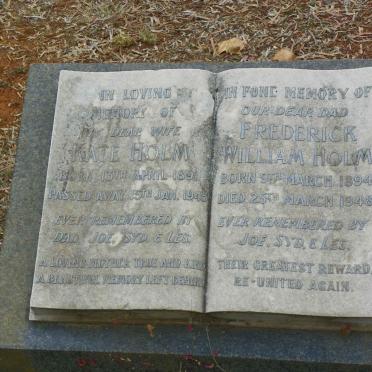 HOLM Frederick William 1894-1948 &amp; Kate 1891-1945