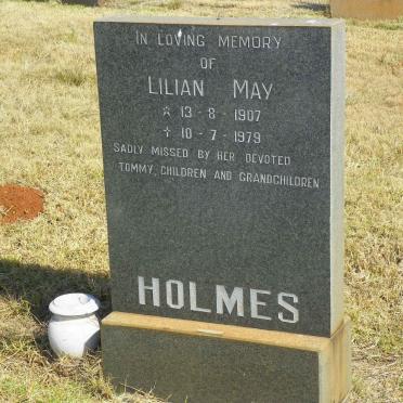 HOLMES Lilian May 1907-1979