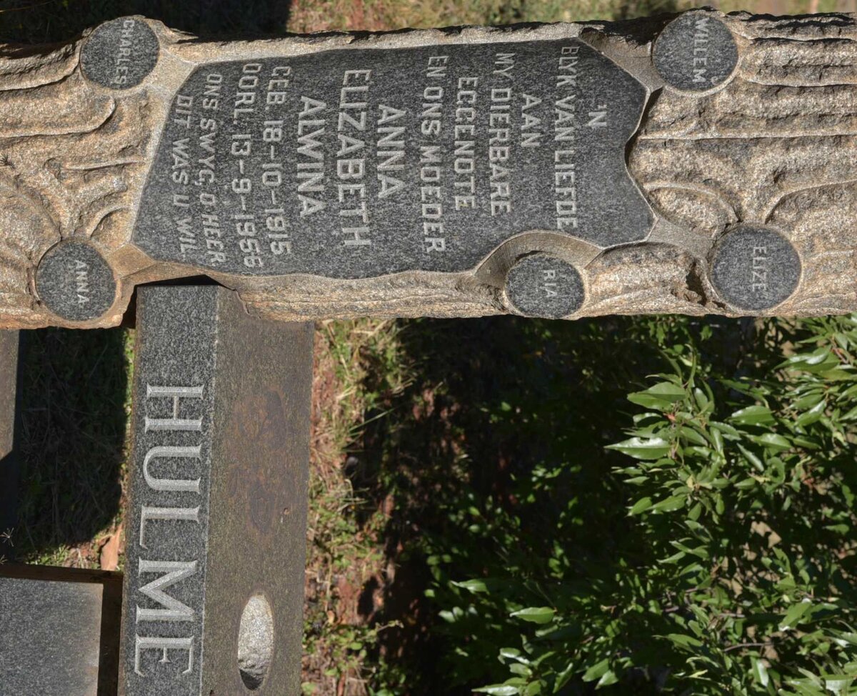 HULME Anna Elizabeth Alwina 1915-1956