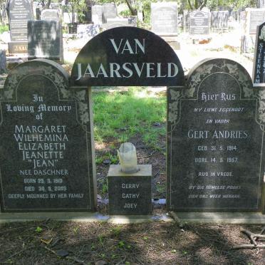 JAARSVELD Gert Andries, van 1914-1957 &amp; Margaret Wilhemina Elizabeth Jeanette DASCHNER 1913-2009