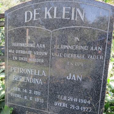 KLEIN Jan, de 1904-1977 &amp; Petronella Berendina 1911-1970