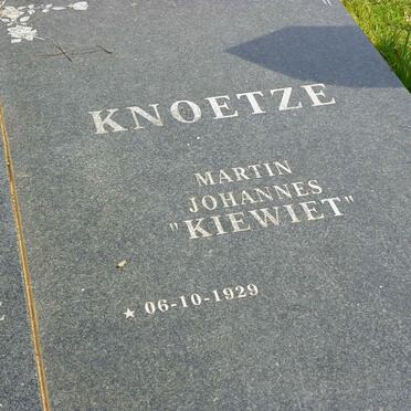 KNOETZE Martin Johannes 1929- &amp; Aletta Herculina Gertruida COETZEE 1934-2004 :: MYBURGH Albert Lambertz 2004-2004