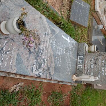 LEE Charles Walter 1924-1992 &amp; Sylvia Edith 1927-1995