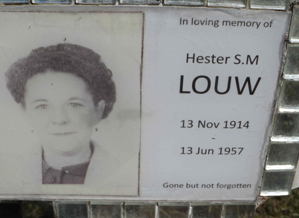LOUW Hester S.M. 1914-1957