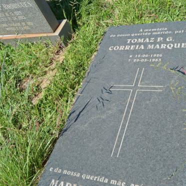 MARQUES Tomaz P.G., CORREIA 1926-1983 &amp; Maria Nazareth A. 1921-2004