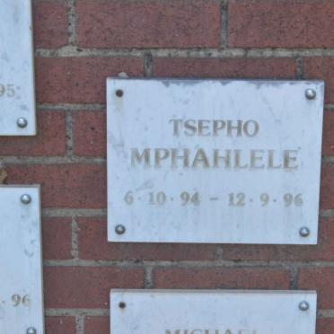 MPHAHLELE Tsepho 1994-1996