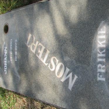 MOSTERT Johann 1953-1973 :: MOSTERT Frikkie 1954-1974