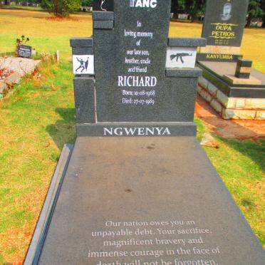 NGWENYA Richard 1968-1989