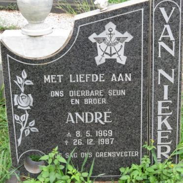 NIEKERK Andre, van 1969-1987