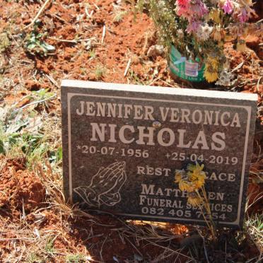 NICHOLAS Jennifer Veronica 1956-2019