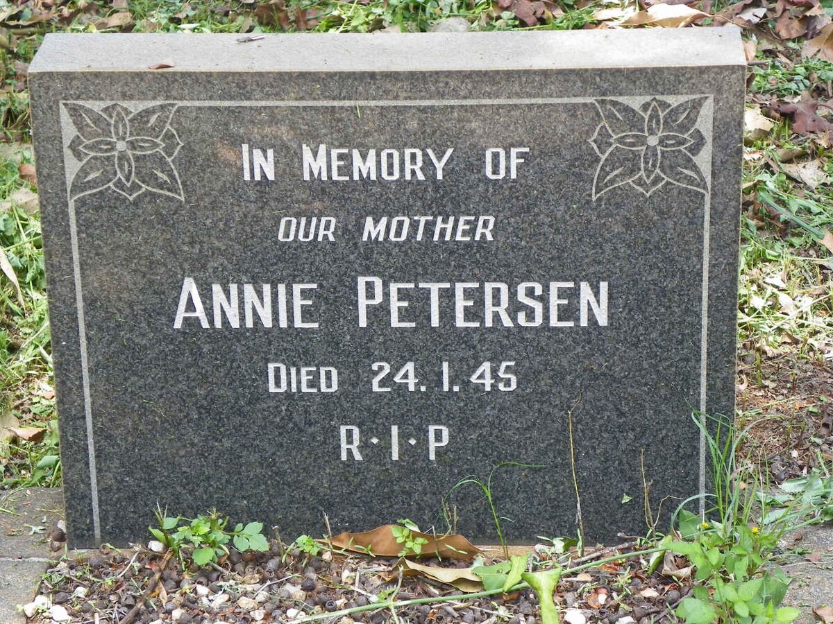 PETERSEN Annie -1945