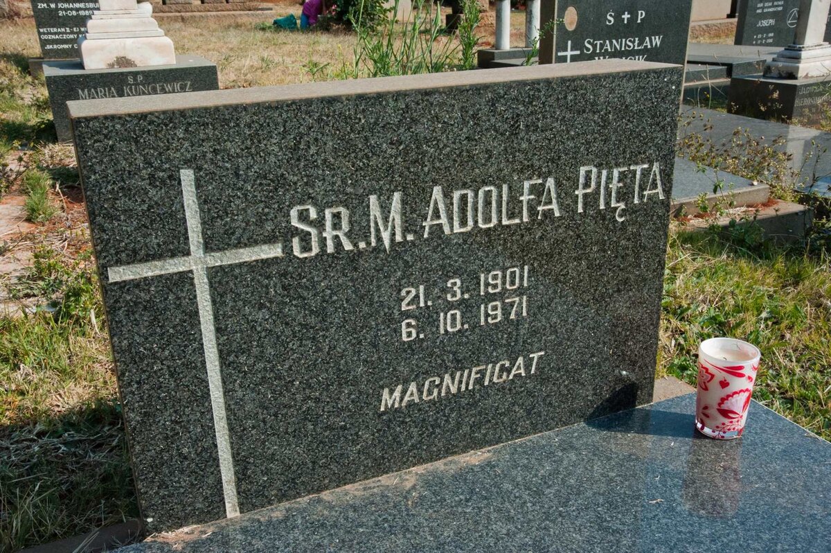 PIETA M. Adolfa 1901-1971