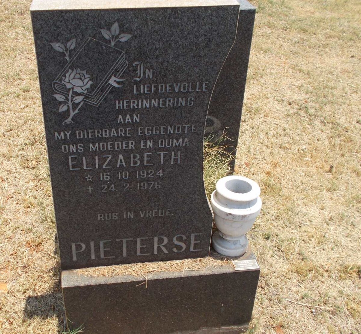 PIETERSE Elizabeth 1924-1976