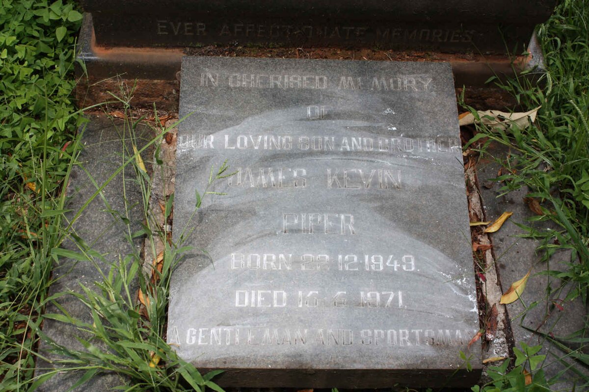 PIPER James Kevin 1949-1971