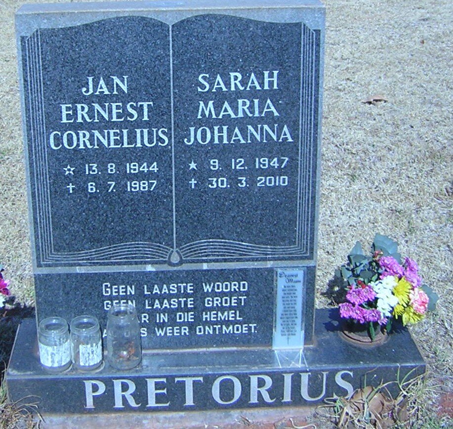 PRETORIUS Jan Ernest Cornelius 1944-1987 &amp; Sarah Maria Johanna 1947-2010
