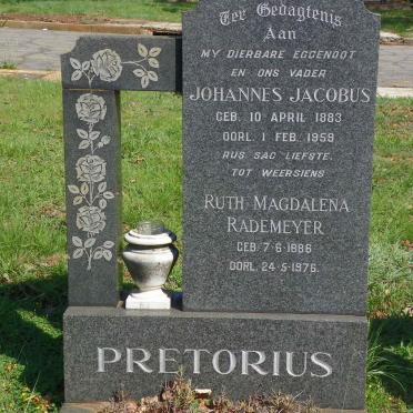 PRETORIUS Johannes Jacobus 1883-1959 &amp; Ruth Magdalena RADEMEYER 1886-1976
