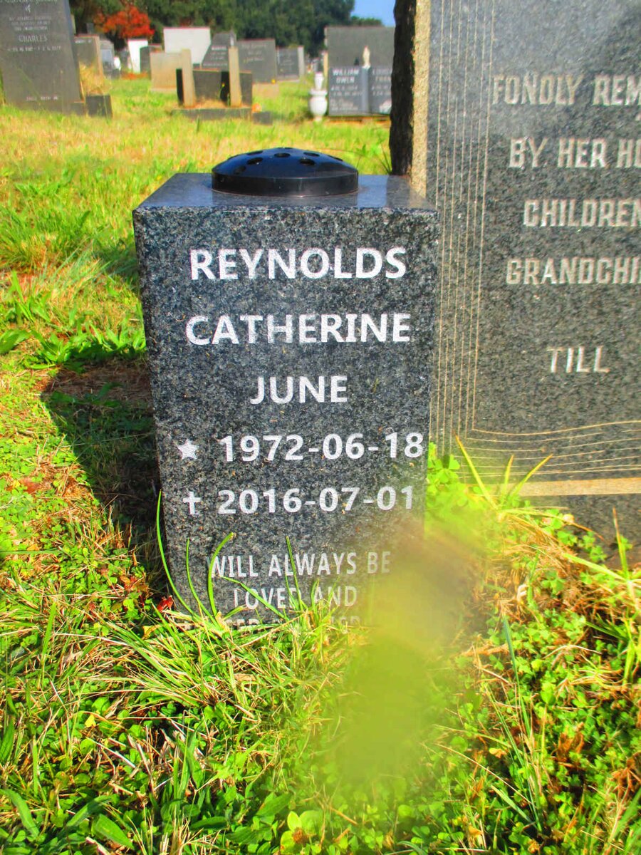 REYNOLDS Catherine June 1918-2001