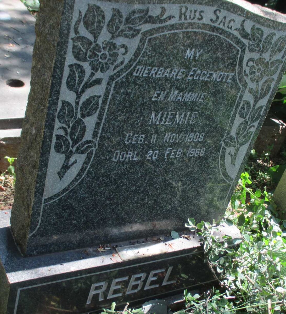 REBEL Miemie 1908-1968