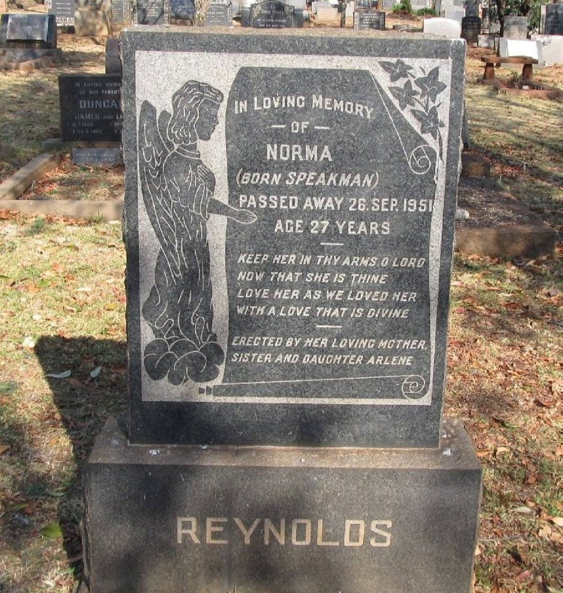 REYNOLDS Norma nee SPEAKMAN -1951