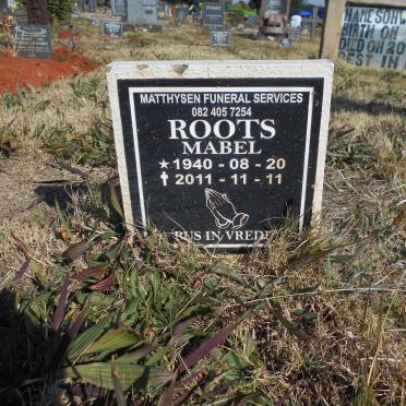 ROOTS Mabel 1940-2011