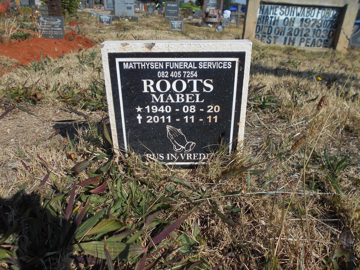 ROOTS Mabel 1940-2011