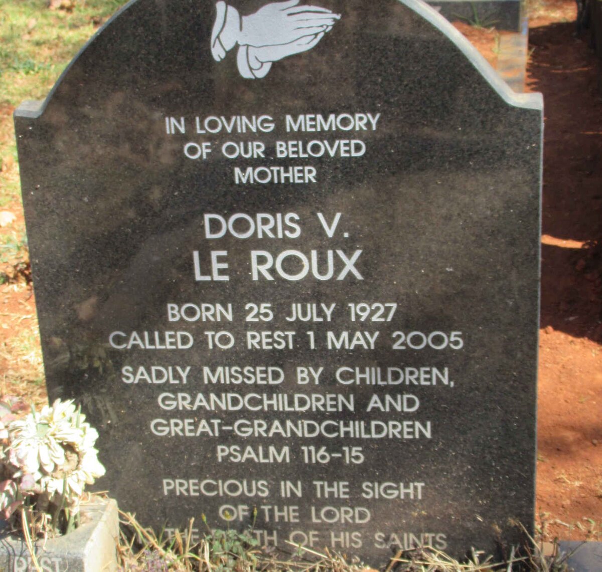 ROUX Doris V., le 1927-2005