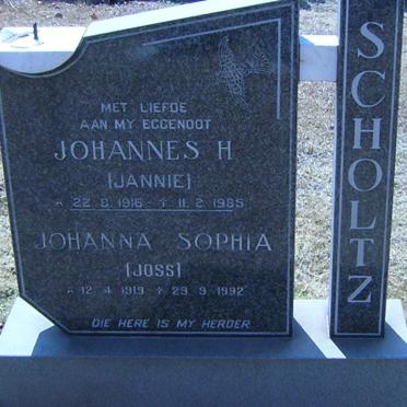 SCHOLTZ Johannes H. 1916-1985 &amp; Johanna Sophia 1919-1992