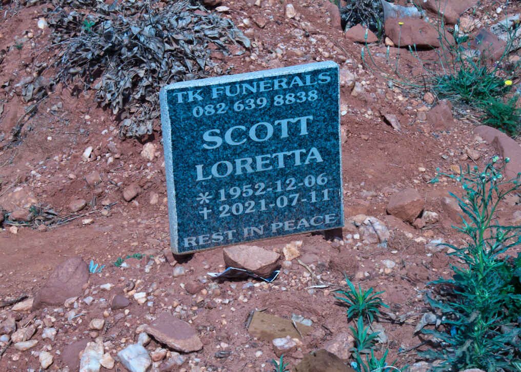SCOTT Loretta 1952-2021
