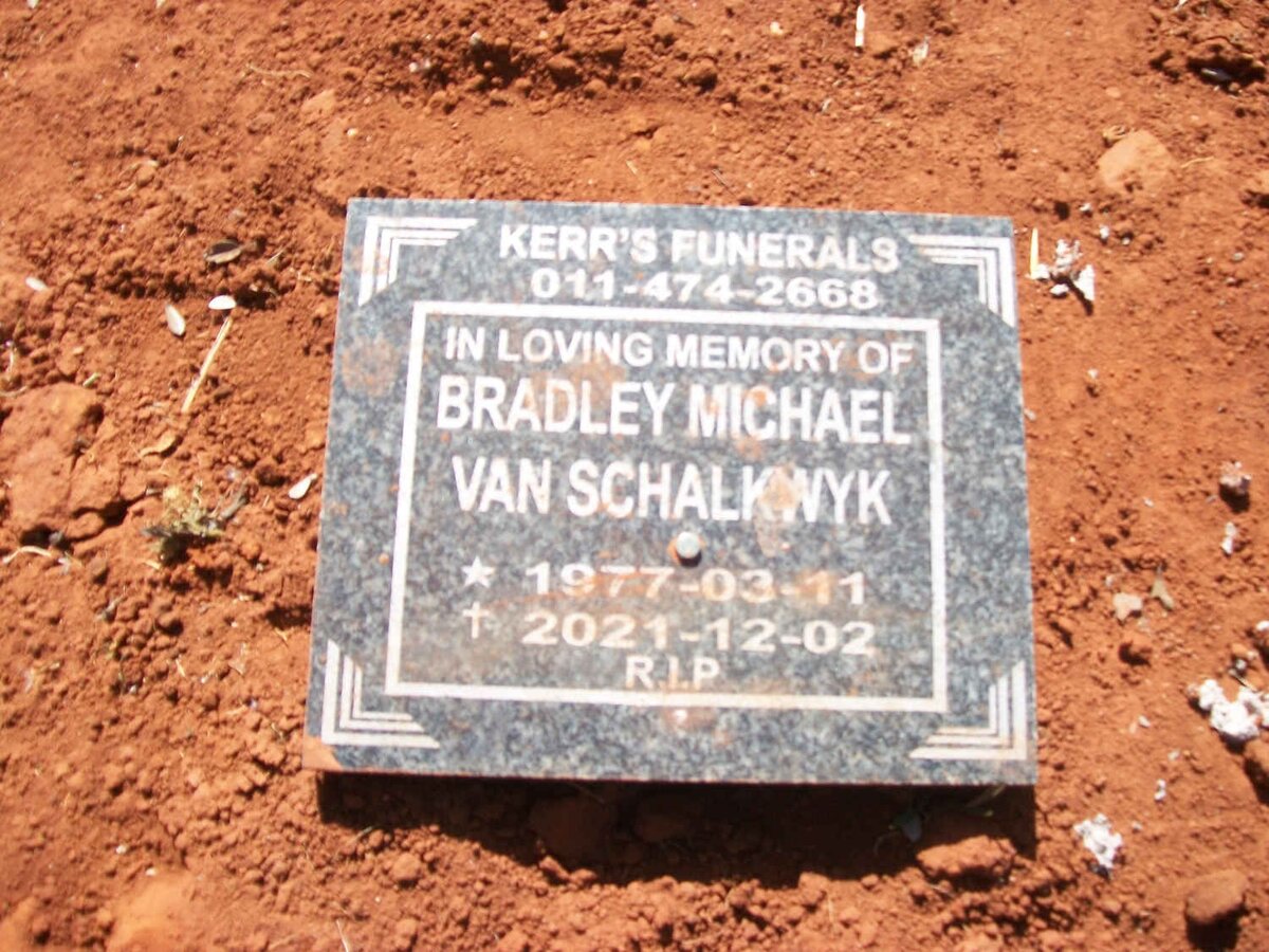 SCHALKWYK Bradley Michael, van 1977-2021