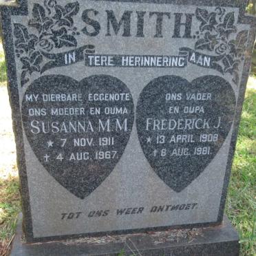 SMITH Frederick J. 1908-1981 &amp; Susanna M.M. 1911-1967
