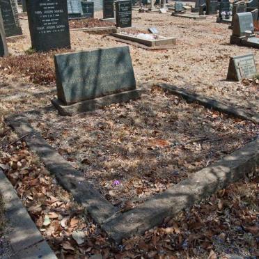 STERNBERG Adam Adalbert 1903-1958 &amp; Gertrud AMENDE 1902-1979