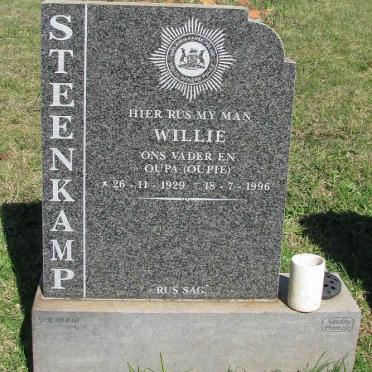 STEENKAMP Willie 1929-1996