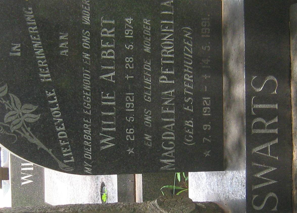 SWARTS Willie Albert 1921-1974 &amp; Magdalena Petronella ESTERHUIZEN 1921-1991