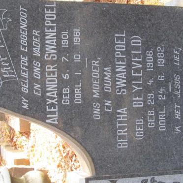 SWANEPOEL Alexander 1901-1961 &amp; Bertha BEYLEVELD 1906-1982