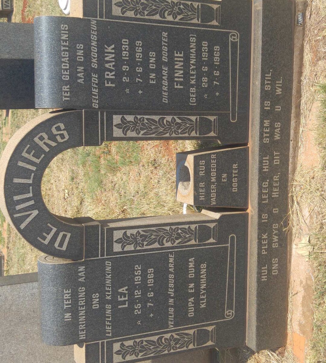 VILLIERS Frank, de 1930-1969 &amp; Finnie KLEYNHANS 1930-1969 :: DE VILLIERS Lea 1952-1969