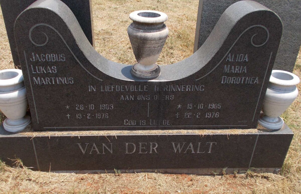 WALT Jacobus Lukas Martinus, van der 1903-1976 &amp; Alida Maria Dorothea 1905-1976