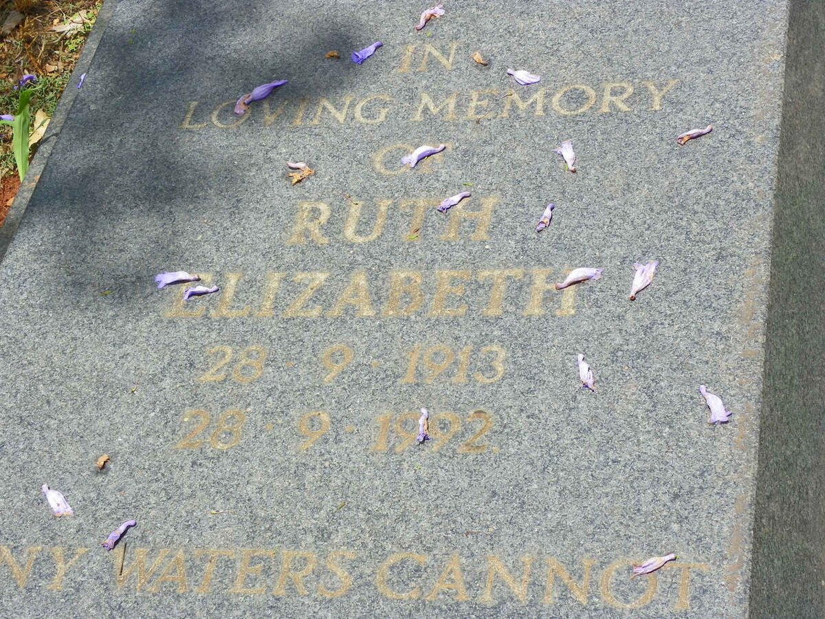 WEBBER Ruth Elizabeth 1913-1992