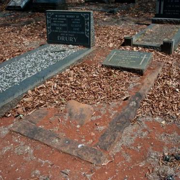 WHITE Cecil Kennedy -1958