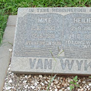 WYK Mike, van 1903-1981 &amp; Heilie 1910-1986