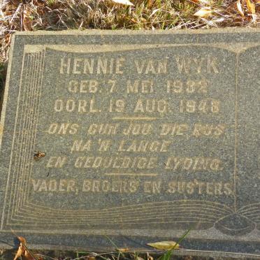 WYK Hennie, van 1932-1948