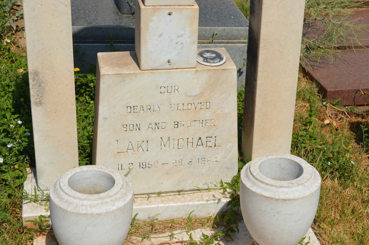 XYPTERAS Laki Michael 1952-1984