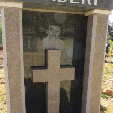 ZONDEKI Cecilia Dieketseng 1959-2016