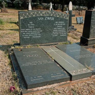 ZWAM Theo, van 1894-1975 &amp; Louise SOENENS 1896-1969 :: VAN ZWAM Hugo 1928-1989 &amp; Wanda 1931-2005 